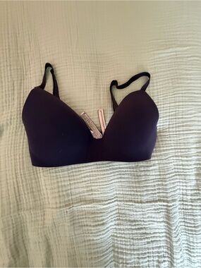 Victoria's Secret Deep Purple Wireless T-Shirt Bra